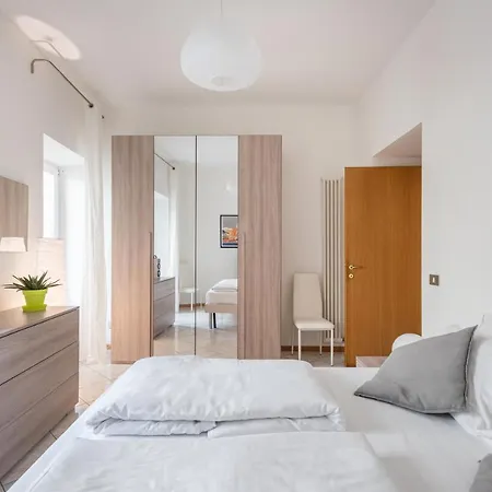 Residenza Ester * Riva